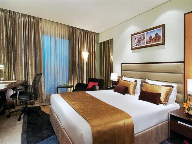 Vivanta Hyderabad, Begumpet Dış mekan fotoğraf A room at the Taj Bengal