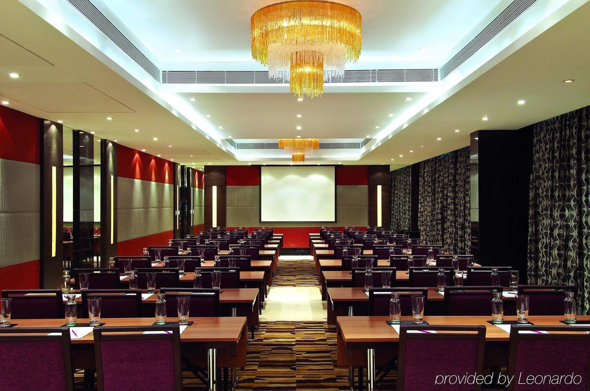 Vivanta Hyderabad, Begumpet Konforlar fotoğraf The Royal Conference Hall